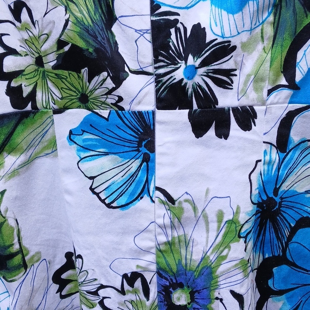 Roulette Floral Beautiful Dress 97% Cotton Size 8. Old Money Cruisewear - Picture 9 of 12